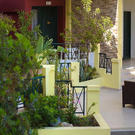 Ariadni Palace Apartments แอร์ซอนิสซอส ภายนอก รูปภาพ