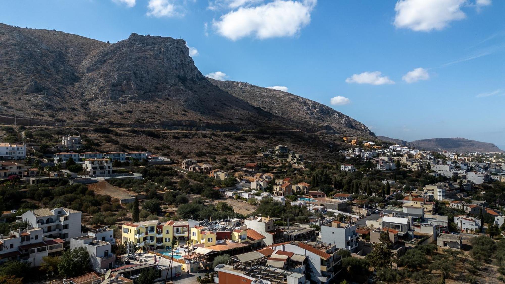 Ariadni Palace Apartments แอร์ซอนิสซอส ภายนอก รูปภาพ