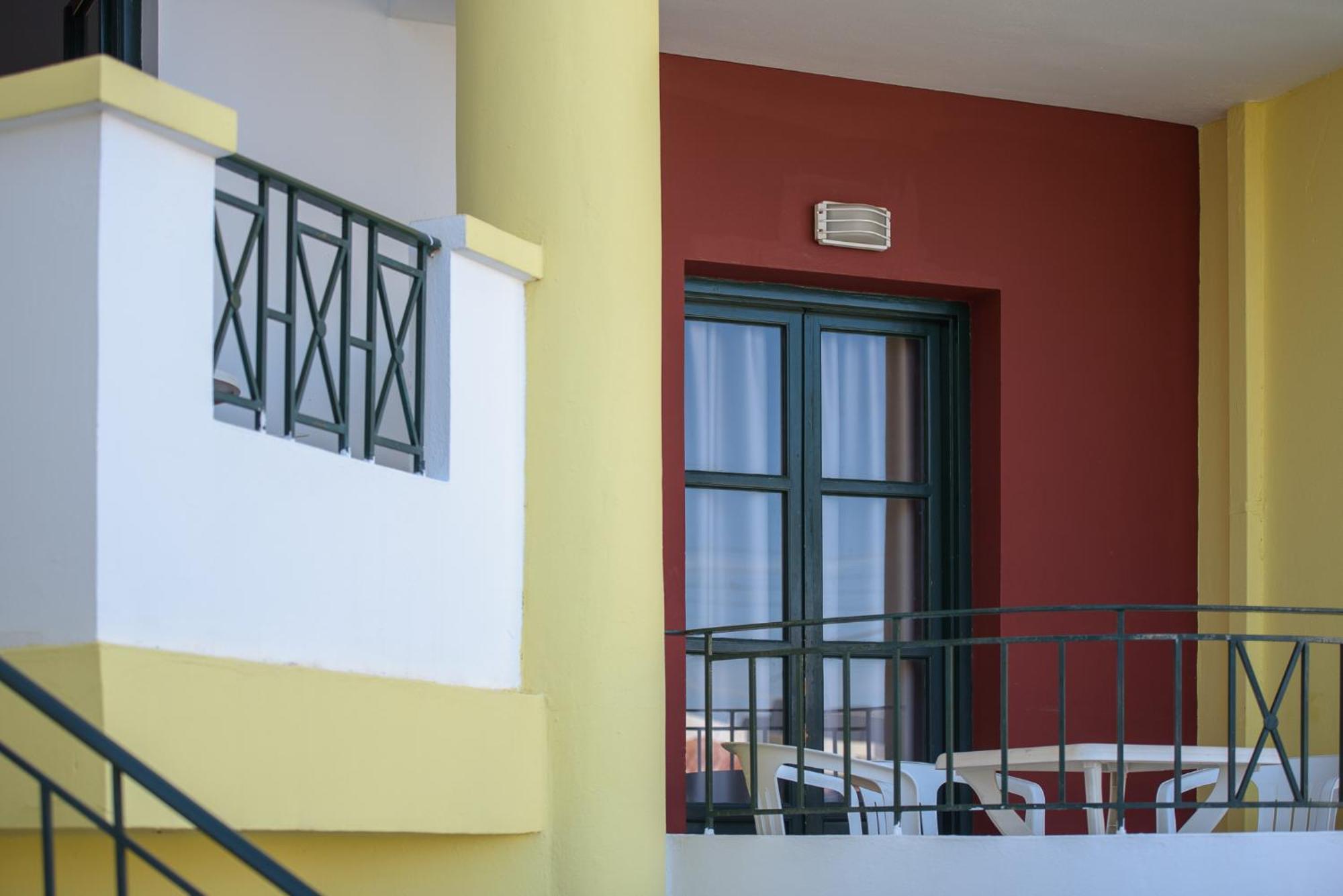 Ariadni Palace Apartments แอร์ซอนิสซอส ภายนอก รูปภาพ