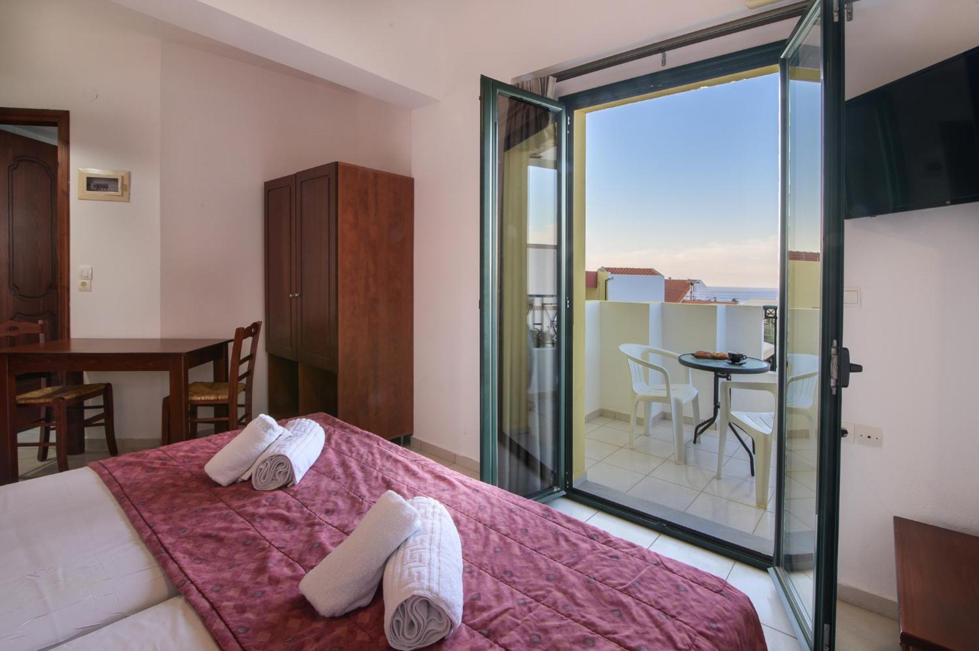 Ariadni Palace Apartments แอร์ซอนิสซอส ภายนอก รูปภาพ